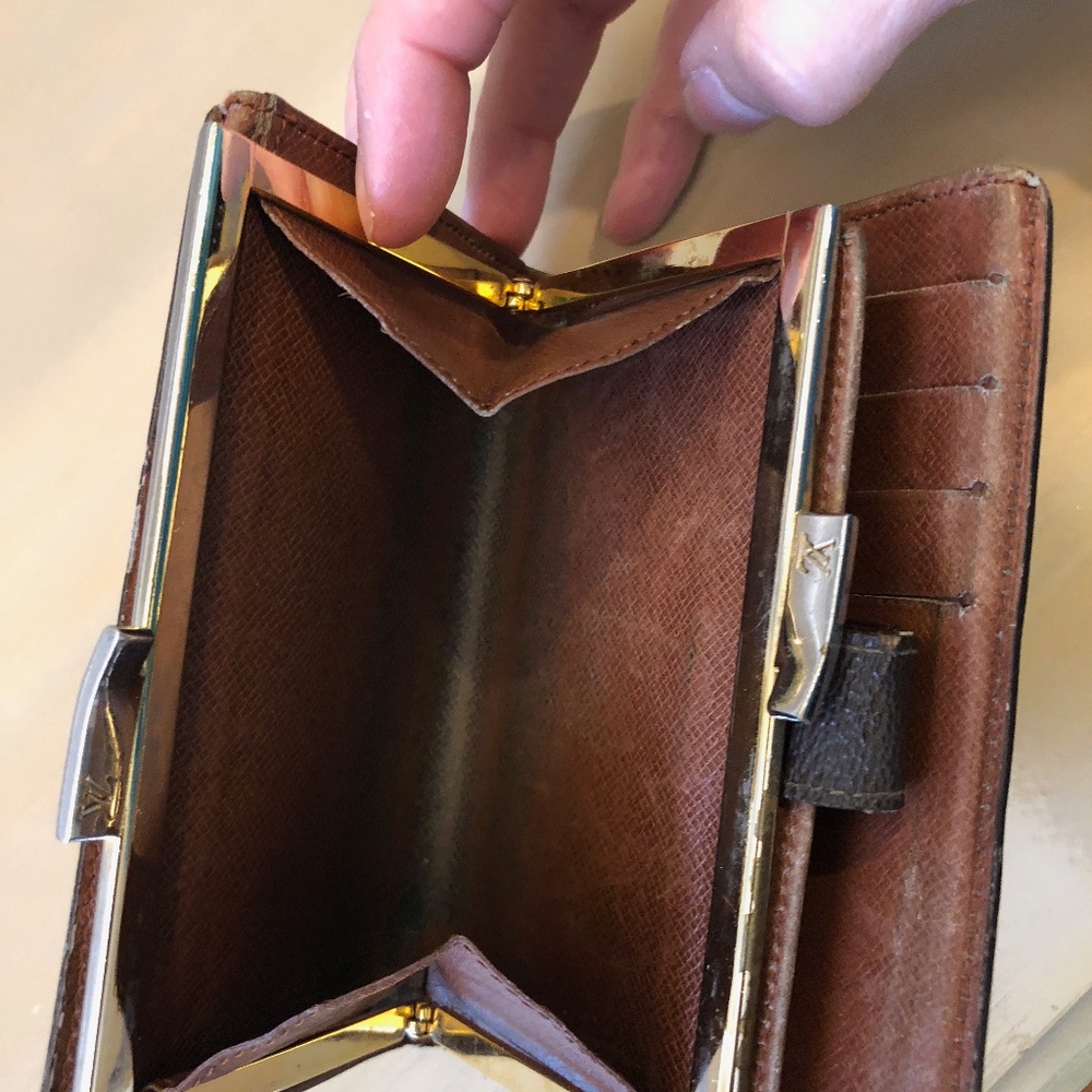 Louis Vuitton Brown Vintage Wallet - Picture 5 of 6
